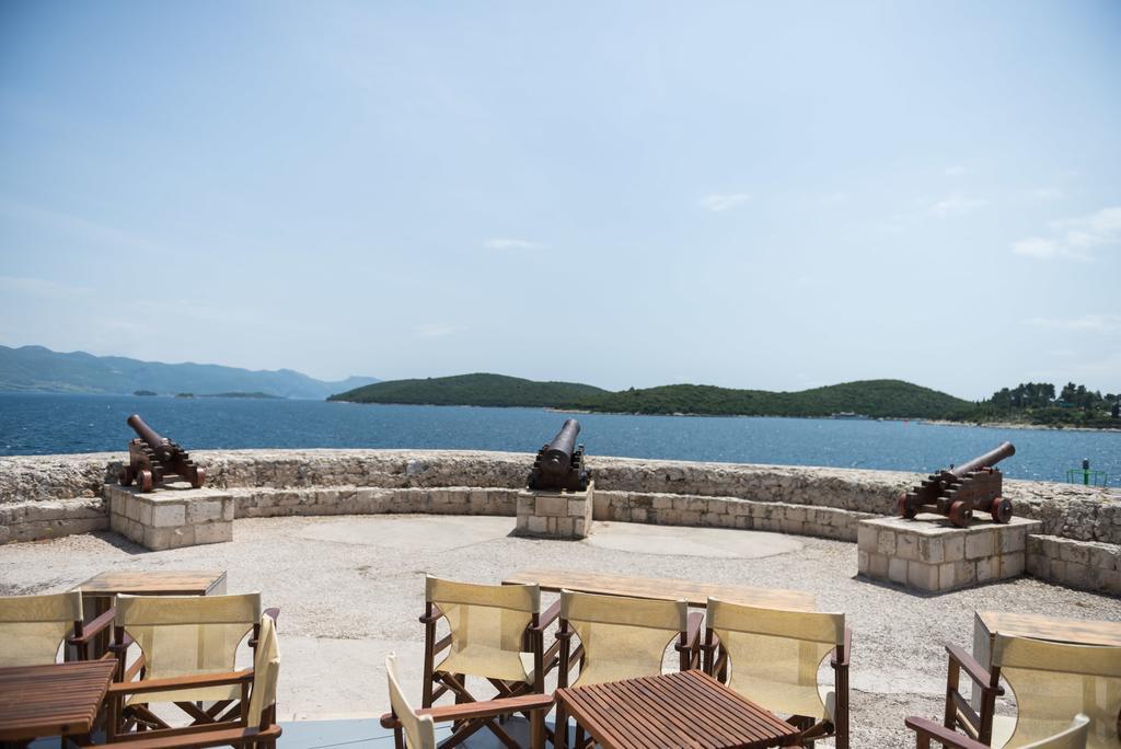 M & J Central Suites Korcula Town Exterior photo